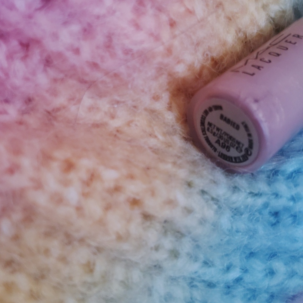 MAC Cosmetics Lip Lacquer *RARE* - Picture 3 of 3